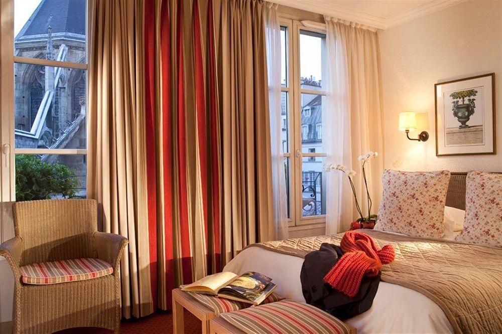 Hotel Henri IV Rive Gauche Paříž Pokoj fotografie